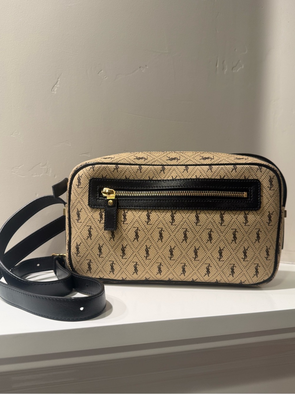 Yves Saint Laurent Beige Monogram All Over Canvas Camera Bag Crossbody Dark Navy - Picture 3 of 13